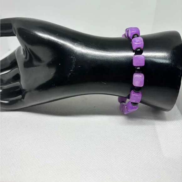 Shallow Amethyst and Black Obsidian Sobriety Protection Bracelet - Picture 2 of 3